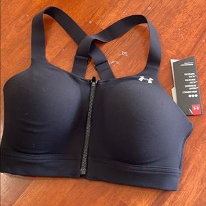 Under Armour sports bra high impact size 34D NWT